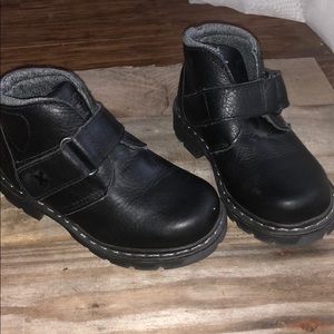 Dr. Martens black leather boots (Little kid 8)